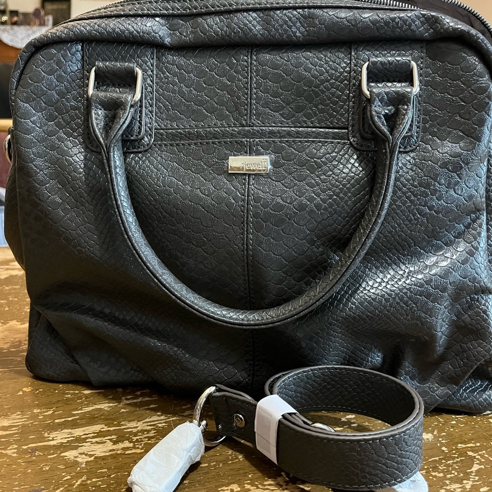 31 Jewel Purse.